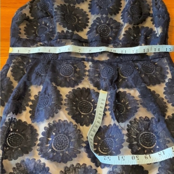 Sz 9 small Sapphire Dolls navy lace overlay with beige lining dress back zip - Picture 9 of 13